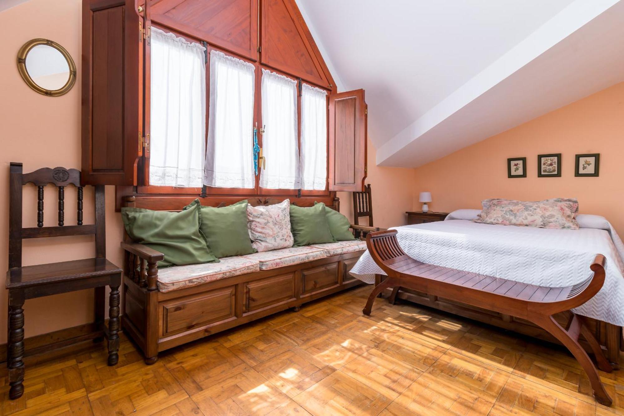 Casa Con Jardin Privado Orena Esterno foto